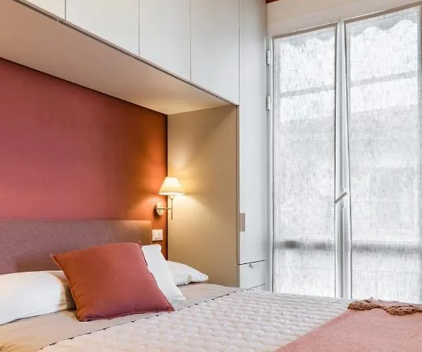 Daire Orange Diano Marina